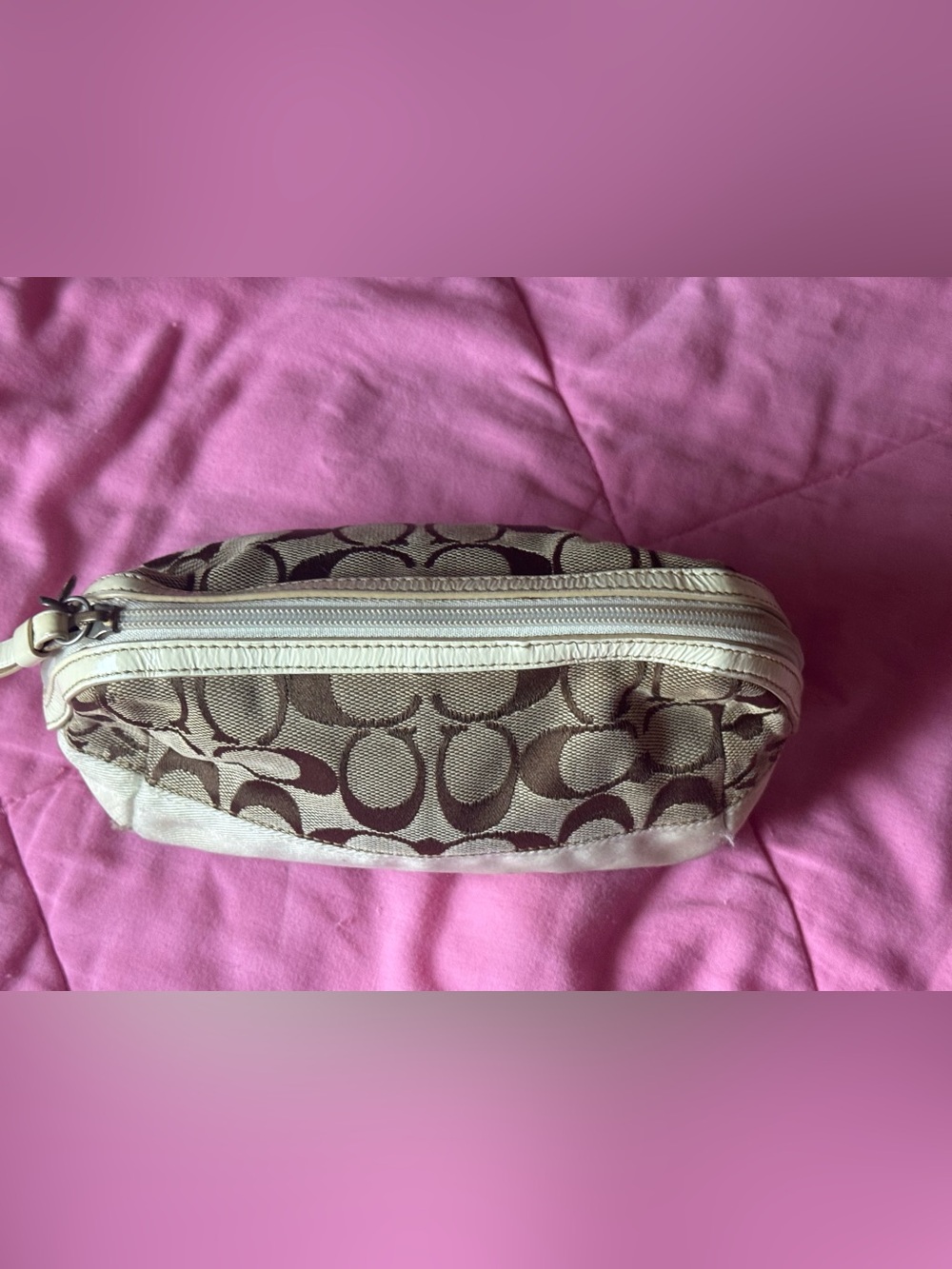 Coach Signature Pouch - Picture 3 of 9